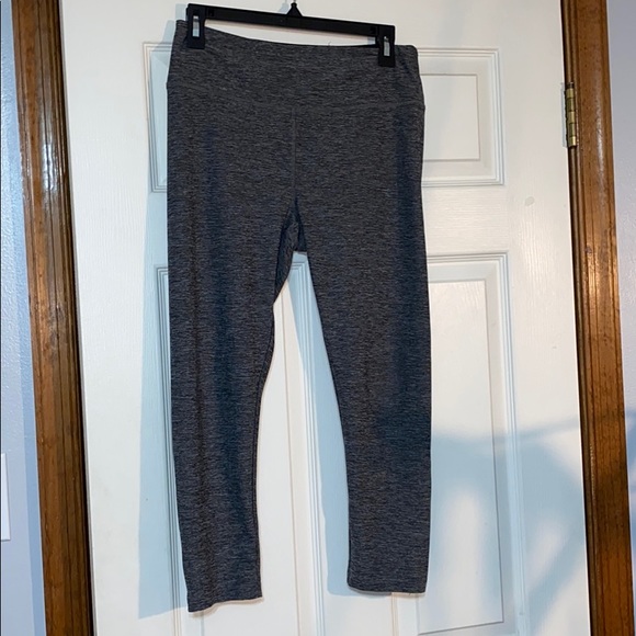 Grey workout leggings! - Picture 1 of 2